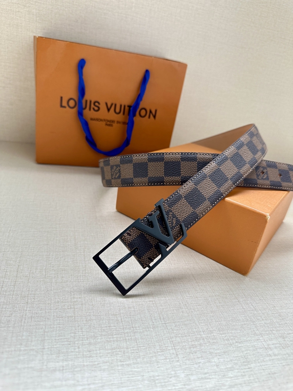 激安ルイヴィトンベルト側面デザイン